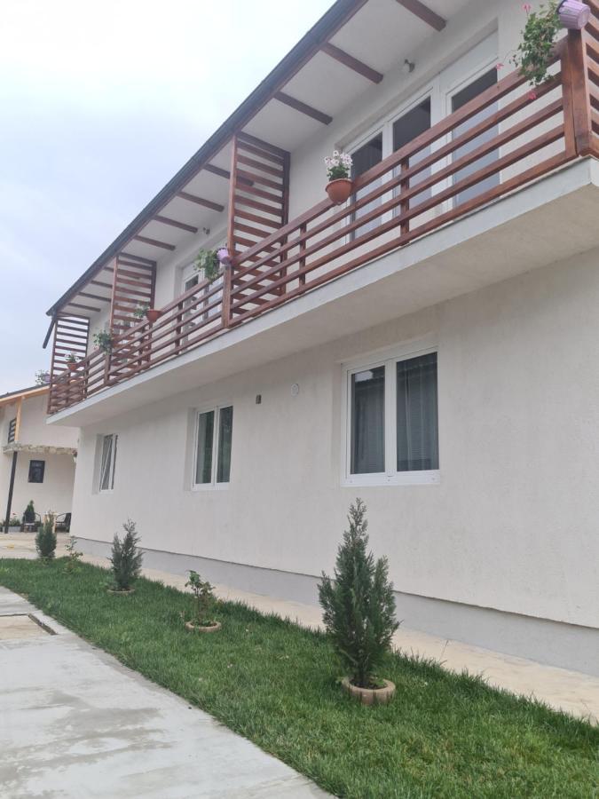 발로테슈티 Luca'S House 아파트 외부 사진