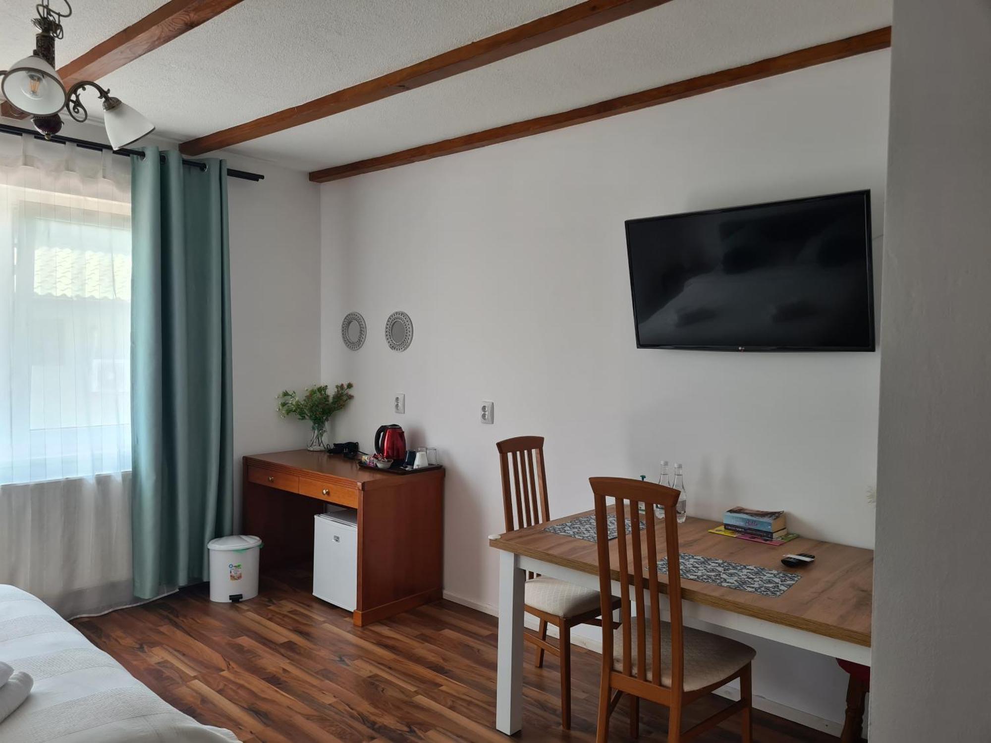 발로테슈티 Luca'S House 아파트 객실 사진